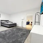 Industrie-gruppenloft Mit & Grillbereich Fuer Bis Zu 12 Personen Lejlighed