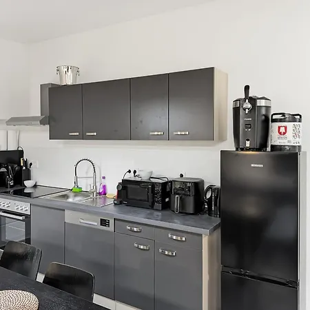 Industrie-gruppenloft Mit & Grillbereich Fuer Bis Zu 12 Personen Lejlighed
