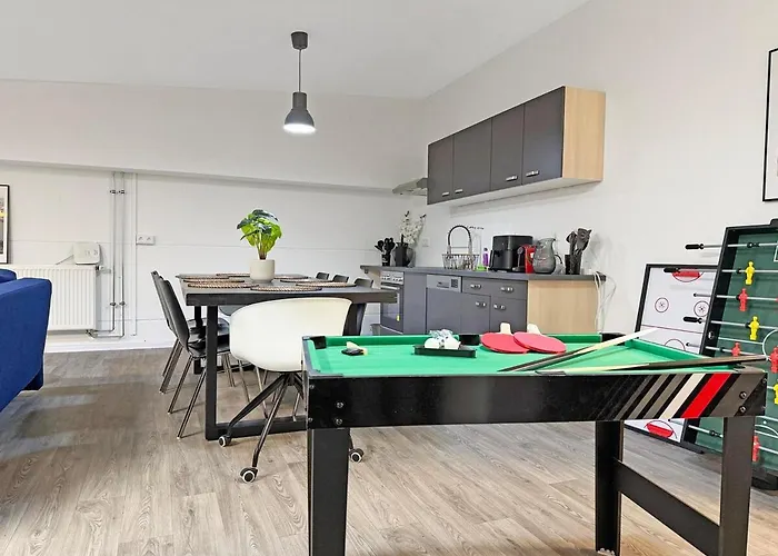 Industrie-gruppenloft Mit & Grillbereich Fuer Bis Zu 12 Personen *